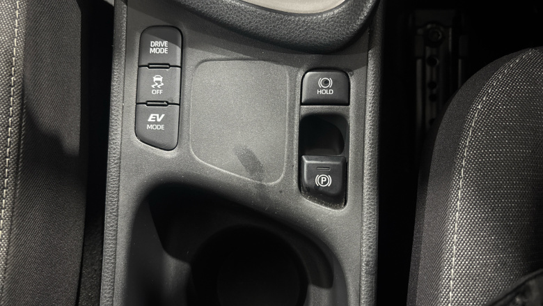 Toyota Yaris 1.5 Hybrid Design 5dr CVT Hybrid Hatchback